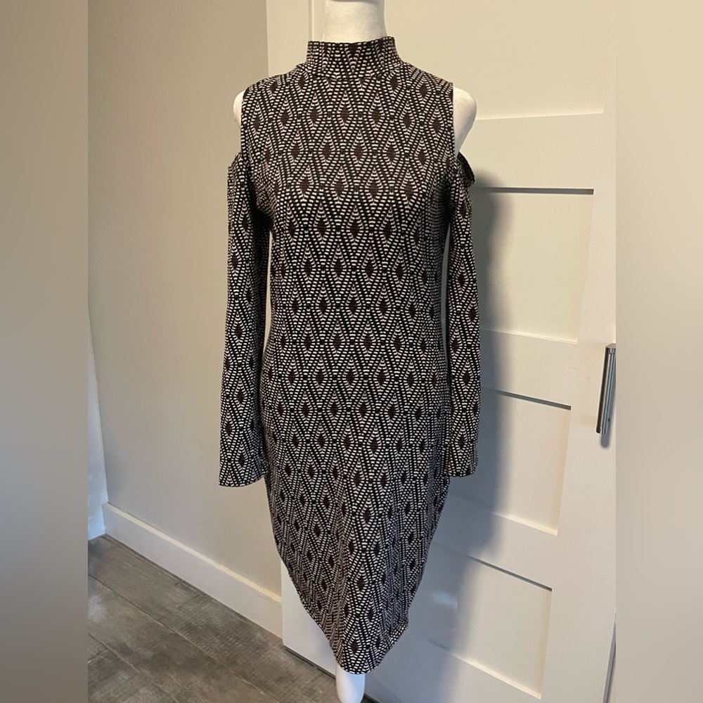 Bar III Cold Shoulder Long Sleeve Dress Size Medium